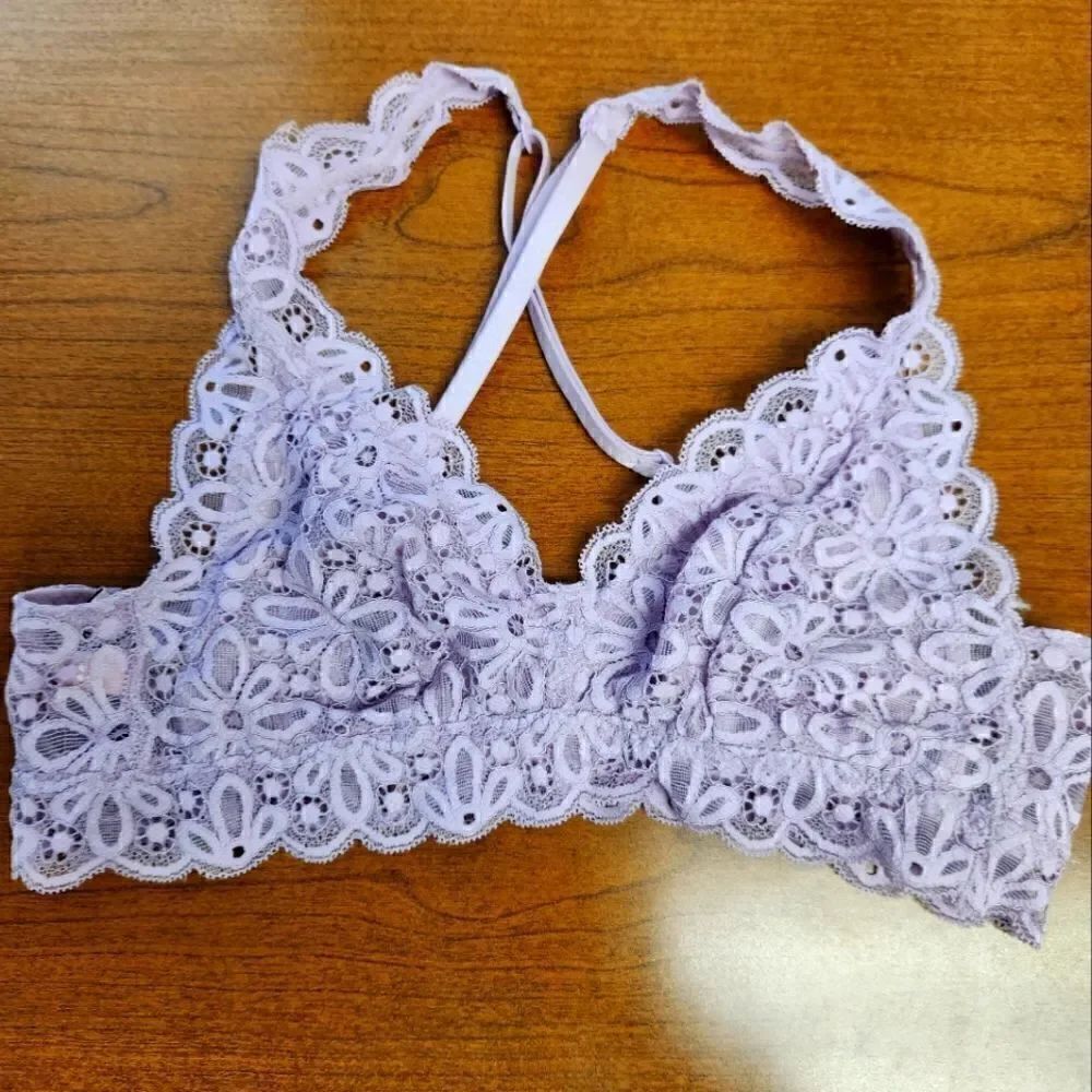 Victoria Secret small LAVENDER lace raserback bralette